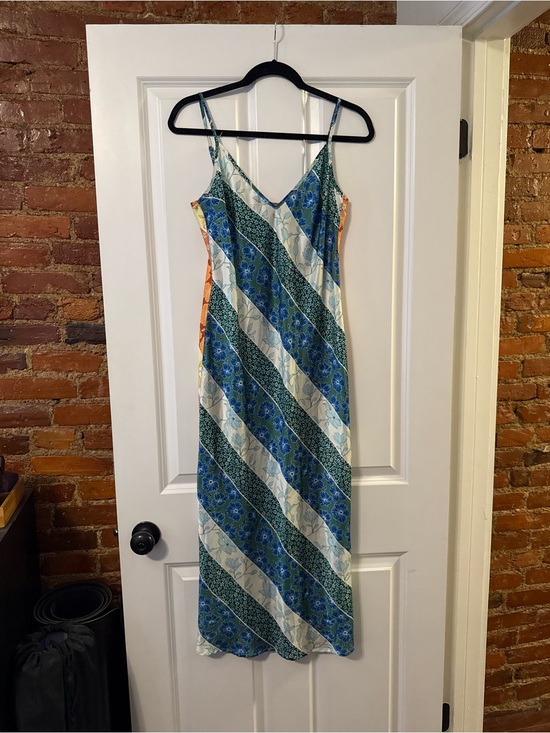 Never Fully Dressed Dresses & Skirts - Never Fully Dressed Two Toned Slip Dress